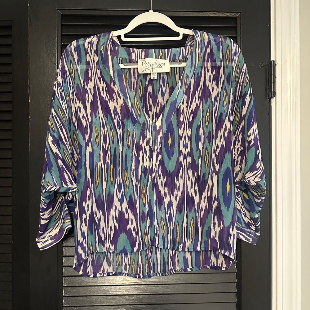 Women's Multicolor Patterned Top - Picture 3 of 5